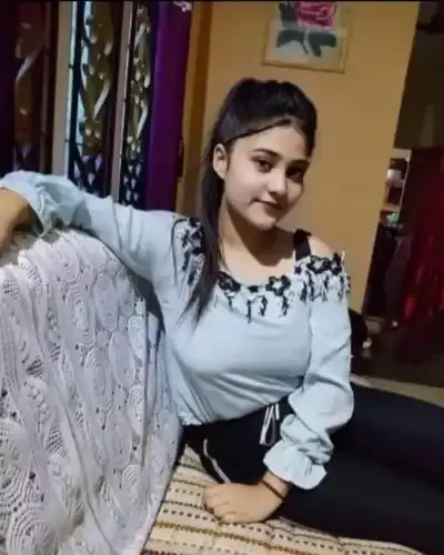 Call Girls Service in Vaniyambadi